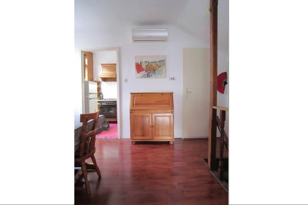 1-Bdrm With Terrace In The Old Town Apartment ดูบรอฟนิก ภายนอก รูปภาพ